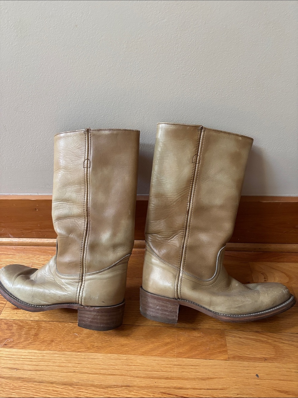 Vintage 1980s Frye American Classic Tan Leather Mid-Calf Boots